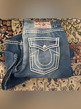 True Religion Joey Super T Light Blue Denim Jeans Thick White Stitching Size 38